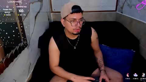 Snapshot of enrique_villa23 chatting on 10-06-25, 12:13 enrique online show from 10-06-25, 12:13