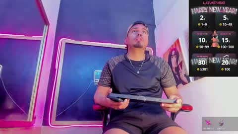 Snapshot of enrique_villa23 chatting on 10-11-25, 03:10 enrique online show from 10-11-25, 03:10