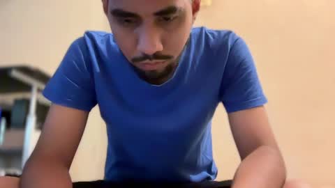 Snapshot of enriquegc197 chatting on 01-15-25, 08:05 Enriquegc197 online show from 01-15-25, 08:05