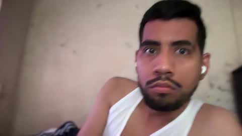 Snapshot of enriquegc197 chatting on 01-28-25, 03:14 Enriquegc197 online show from 01-28-25, 03:14