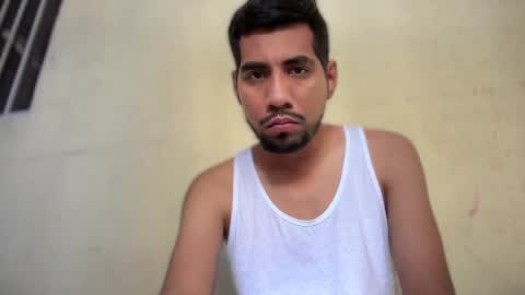 Snapshot of enriquegc197 chatting on 02-08-25, 09:36 Enriquegc197 online show from 02-08-25, 09:36