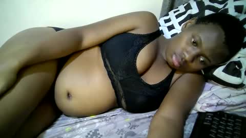 Snapshot of enter_dee chatting on 03-25-26, 07:25 Ell online show from 03-25-26, 07:25