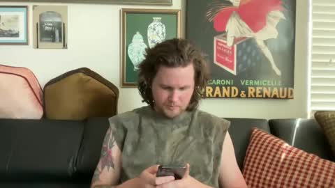 Snapshot of entreporneur chatting on 09-12-25, 09:37 FOLLOW JOIN MY CULT online show from 09-12-25, 09:37