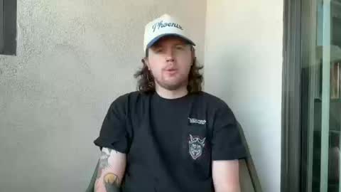 Snapshot of entreporneur chatting on 10-14-25, 03:46 FOLLOW JOIN MY CULT online show from 10-14-25, 03:46