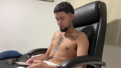 enyel_100 online show from 02-18-26, 10:00