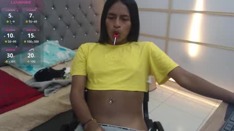 Snapshot of enyelin chatting on 03-03-26, 11:10 Enyenlina online show from 03-03-26, 11:10