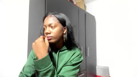 Angela online show from 03-27-26, 11:59