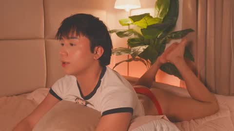 Snapshot of enyollbloss chatting on 03-23-26, 01:48 Call me Sweet online show from 03-23-26, 01:48