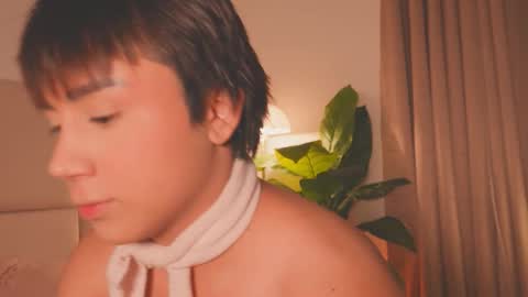 Snapshot of enyollbloss chatting on 03-24-26, 12:10 Call me Sweet online show from 03-24-26, 12:10