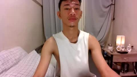 Snapshot of enzinoxx2024 chatting on 09-16-25, 12:17 enzo online show from 09-16-25, 12:17