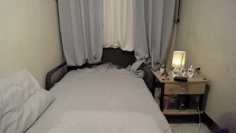 Snapshot of enzinoxx2024 chatting on 10-03-25, 02:30 enzo online show from 10-03-25, 02:30