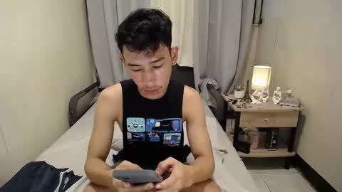 Snapshot of enzinoxx2024 chatting on 10-09-25, 05:49 enzo online show from 10-09-25, 05:49