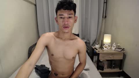 Snapshot of enzinoxx2024 chatting on 10-10-25, 08:46 enzo online show from 10-10-25, 08:46