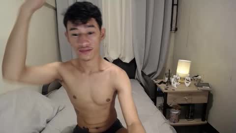 Snapshot of enzinoxx2024 chatting on 10-26-25, 09:26 enzo online show from 10-26-25, 09:26