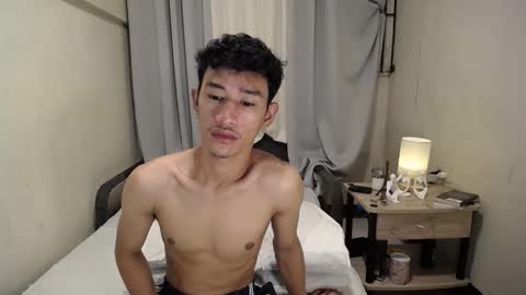 Snapshot of enzinoxx2024 chatting on 10-30-25, 05:35 enzo online show from 10-30-25, 05:35