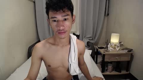 Snapshot of enzinoxx2024 chatting on 11-05-25, 10:54 enzo online show from 11-05-25, 10:54