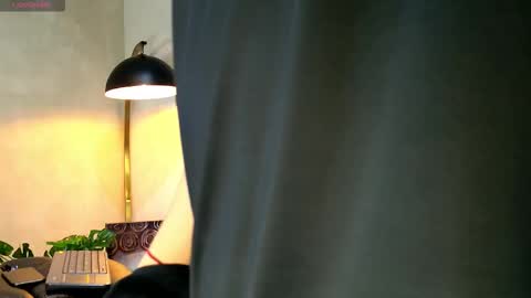 Snapshot of enzo_steel chatting on 02-21-26, 07:04 enzo_steel online show from 02-21-26, 07:04