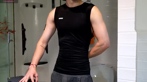 Snapshot of enzo_steel chatting on 03-15-26, 07:53 enzo_steel online show from 03-15-26, 07:53