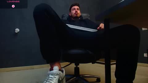 EnzoRace online show from 09-28-25, 04:40