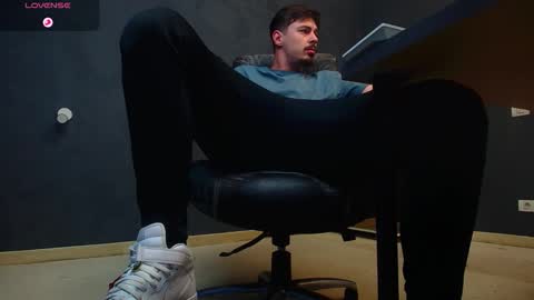 EnzoRace online show from 11-01-25, 05:53