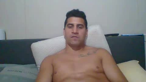 Snapshot of enzoron chatting on 01-12-25, 06:28 enzoron online show from 01-12-25, 06:28