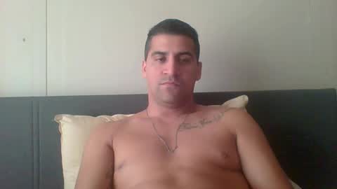 Snapshot of enzoron chatting on 02-23-25, 02:57 enzoron online show from 02-23-25, 02:57