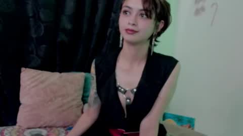 Leyla online show from 01-14-25, 10:34