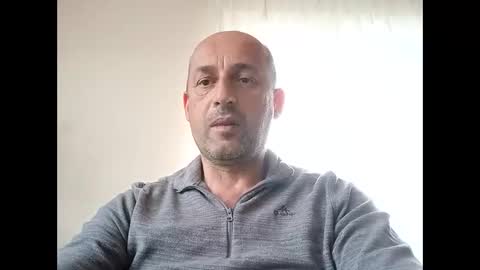 Snapshot of epu17 chatting on 05-08-26, 04:23 epu17 online show from 05-08-26, 04:23