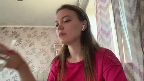 Lily online show from 05-07-26, 11:10