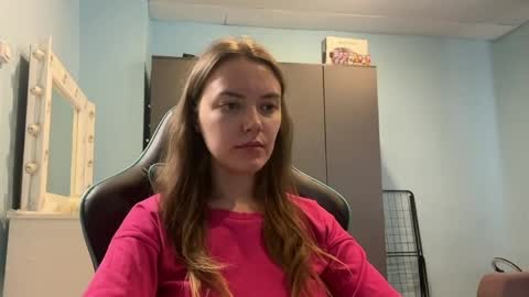 Lily online show from 05-11-26, 08:09