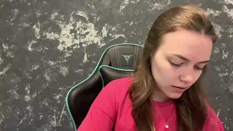 Lily online show from 05-13-26, 06:11