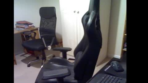 erasmus_d online show from 11-04-25, 05:45