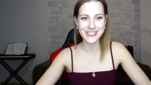 Erdbeeren mit Sahne online show from 11-13-25, 06:07