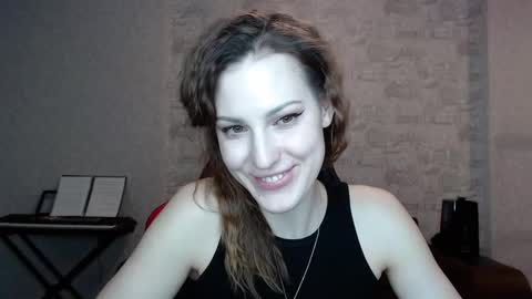 Erdbeeren mit Sahne online show from 01-31-26, 07:11