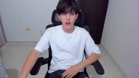 eren_tatakae online show from 06-26-26, 12:59