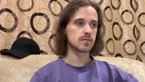 Snapshot of eric_blond chatting on 11-08-25, 04:40 Eric online show from 11-08-25, 04:40