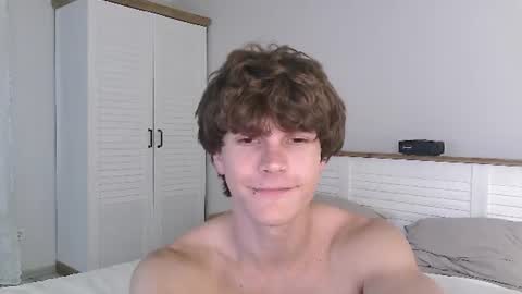 Snapshot of eric_crush chatting on 07-09-26, 04:38 Eric Crush online show from 07-09-26, 04:38