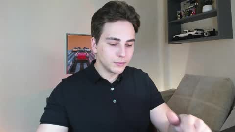 Snapshot of eric_ether chatting on 10-31-25, 05:14 Eric online show from 10-31-25, 05:14