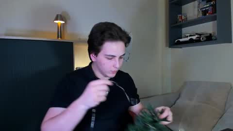 Snapshot of eric_ether chatting on 01-10-26, 07:15 Eric online show from 01-10-26, 07:15