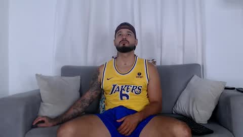 Eric Evans online show from 10-15-25, 04:45