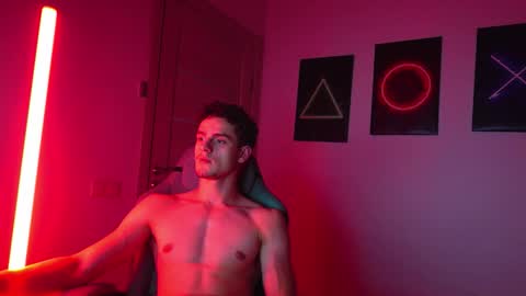 Snapshot of eric_poston chatting on 09-22-25, 05:59 online show from 09-22-25, 05:59