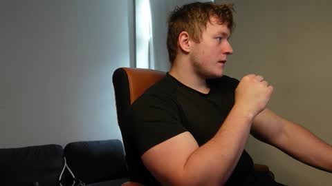 Snapshot of eric_poston chatting on 09-25-25, 10:08 online show from 09-25-25, 10:08