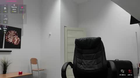 Snapshot of eric_poston chatting on 10-03-25, 01:52 online show from 10-03-25, 01:52