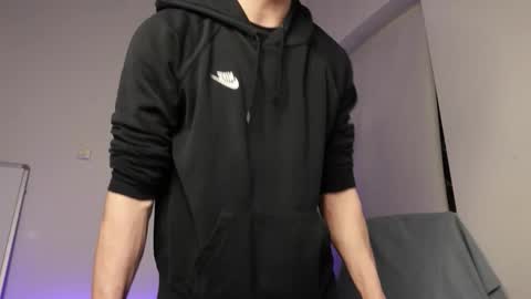 Snapshot of eric_poston chatting on 10-07-25, 07:55 online show from 10-07-25, 07:55