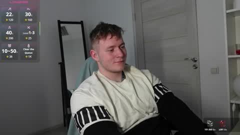 Snapshot of eric_poston chatting on 10-19-25, 06:03 online show from 10-19-25, 06:03