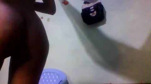 Erica online show from 09-16-25, 07:37