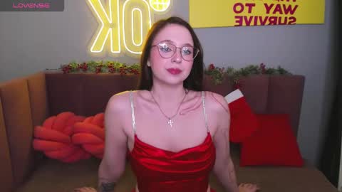 Erica 3 online show from 12-01-25, 01:21