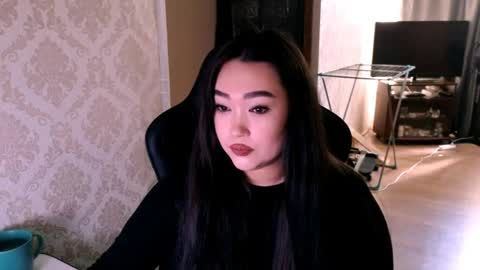 Snapshot of erica_wayne chatting on 05-25-26, 02:28 Erica Wayne online show from 05-25-26, 02:28