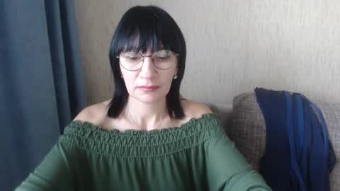 ericablack8 online show from 10-01-25, 01:17