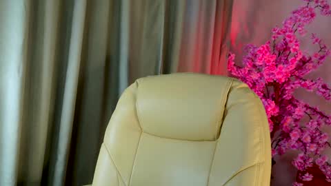 Erica online show from 04-05-26, 08:00